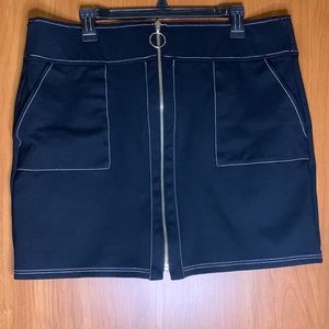 INC International Concepts Black Zippered Front Skirt - size XL